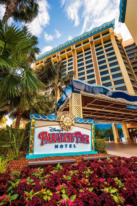closest hotels to disneyland|The 10 best hotels close to Disneyland in Anaheim, United States.
